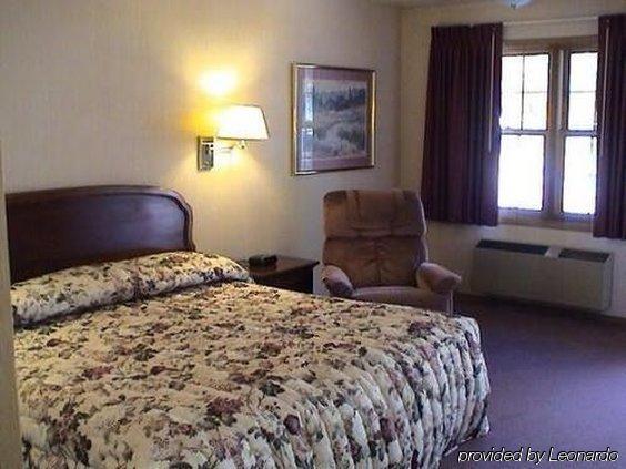 The Gunnison Inn At Dos Rios Golf Course Room photo